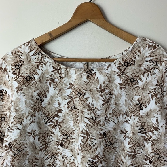 [Christopher & Banks] Women's Tan & Brown Pineapple Print Linen Short Sleeve Top - Picture 3 of 8